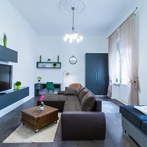 hotellátogatás